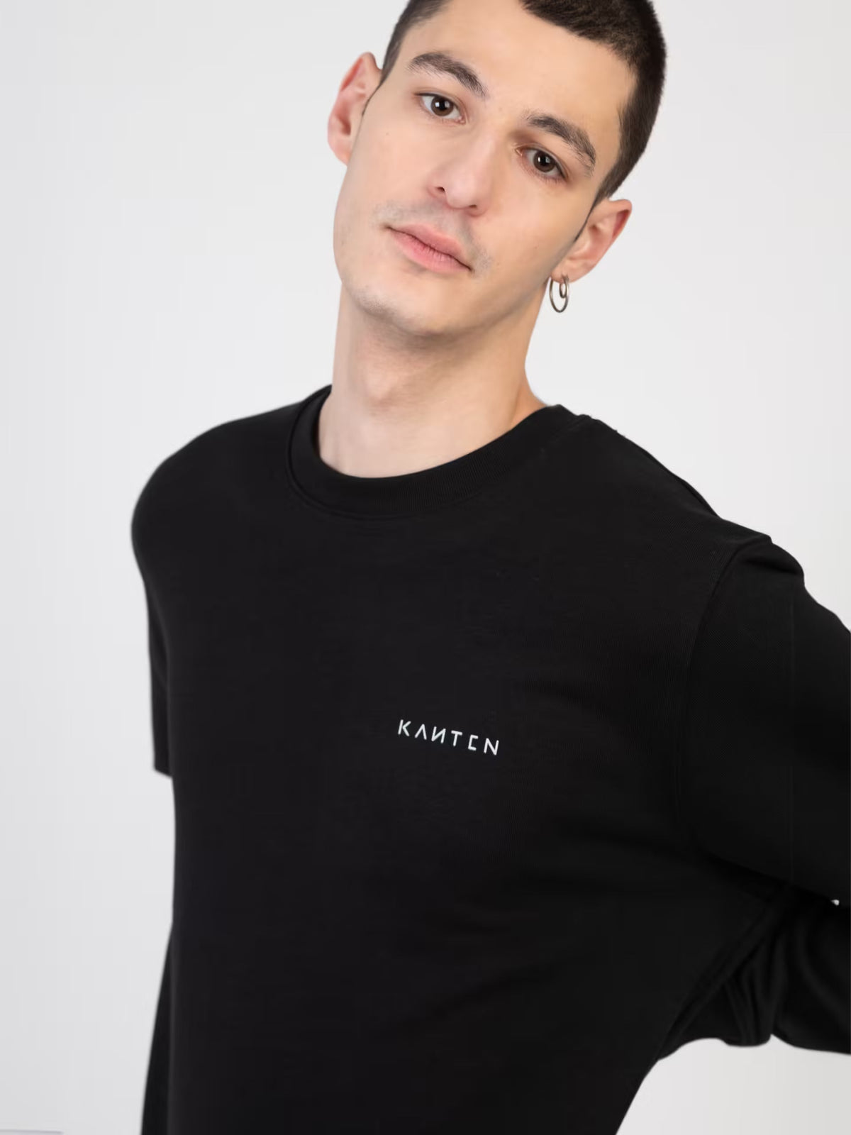 UltraBasic Sweatshirt - Black-2