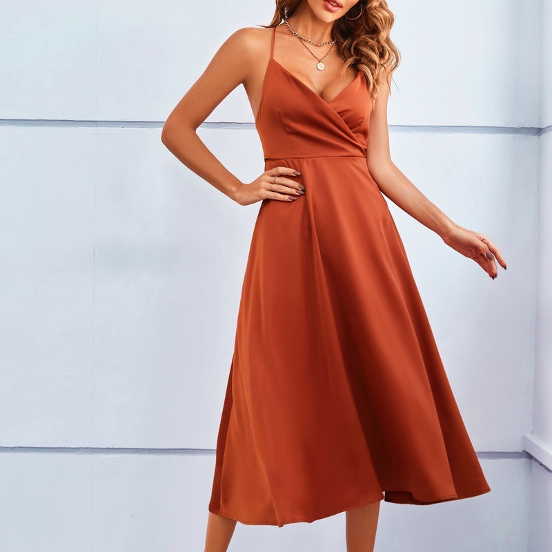Robe rouge bordeaux élégante et cintrée